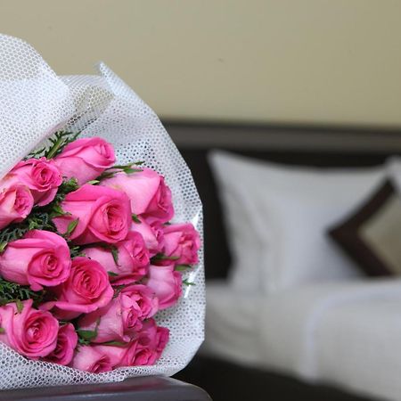 Pleasant Days Hotel 钦奈 外观 照片