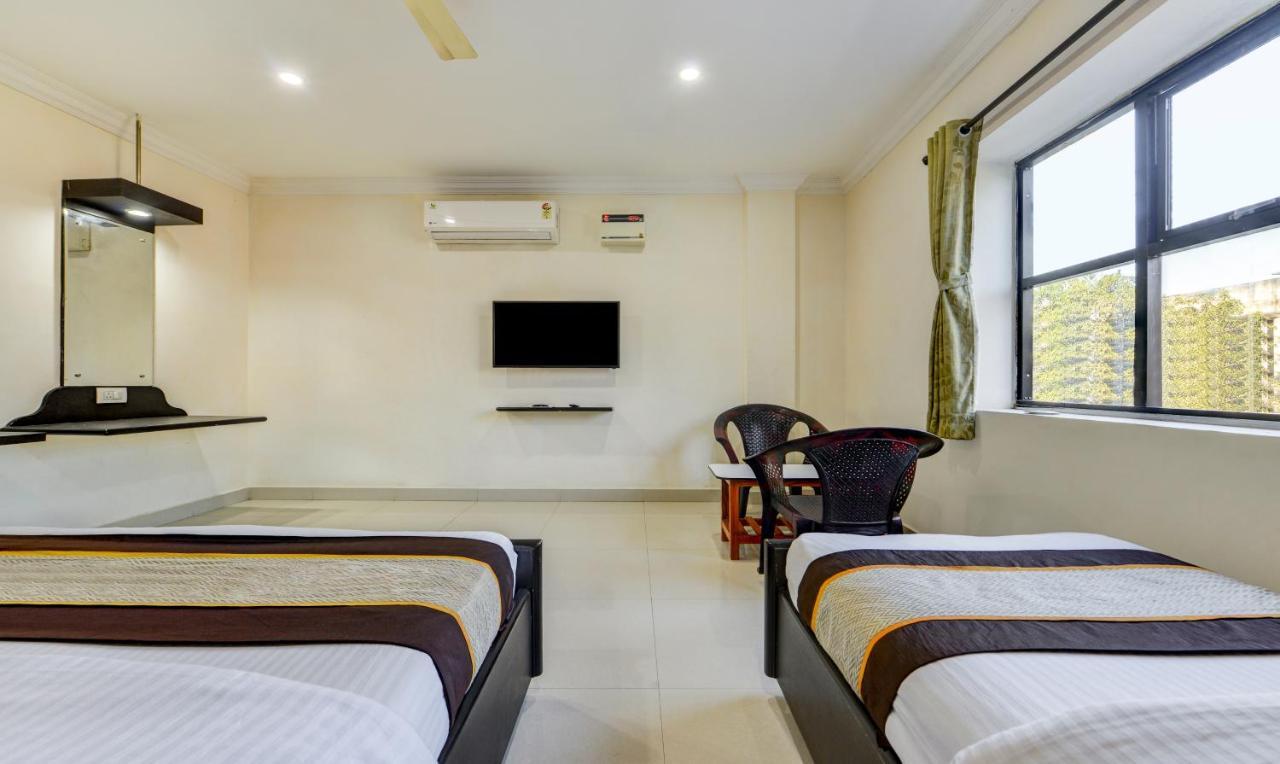 Pleasant Days Hotel 钦奈 外观 照片