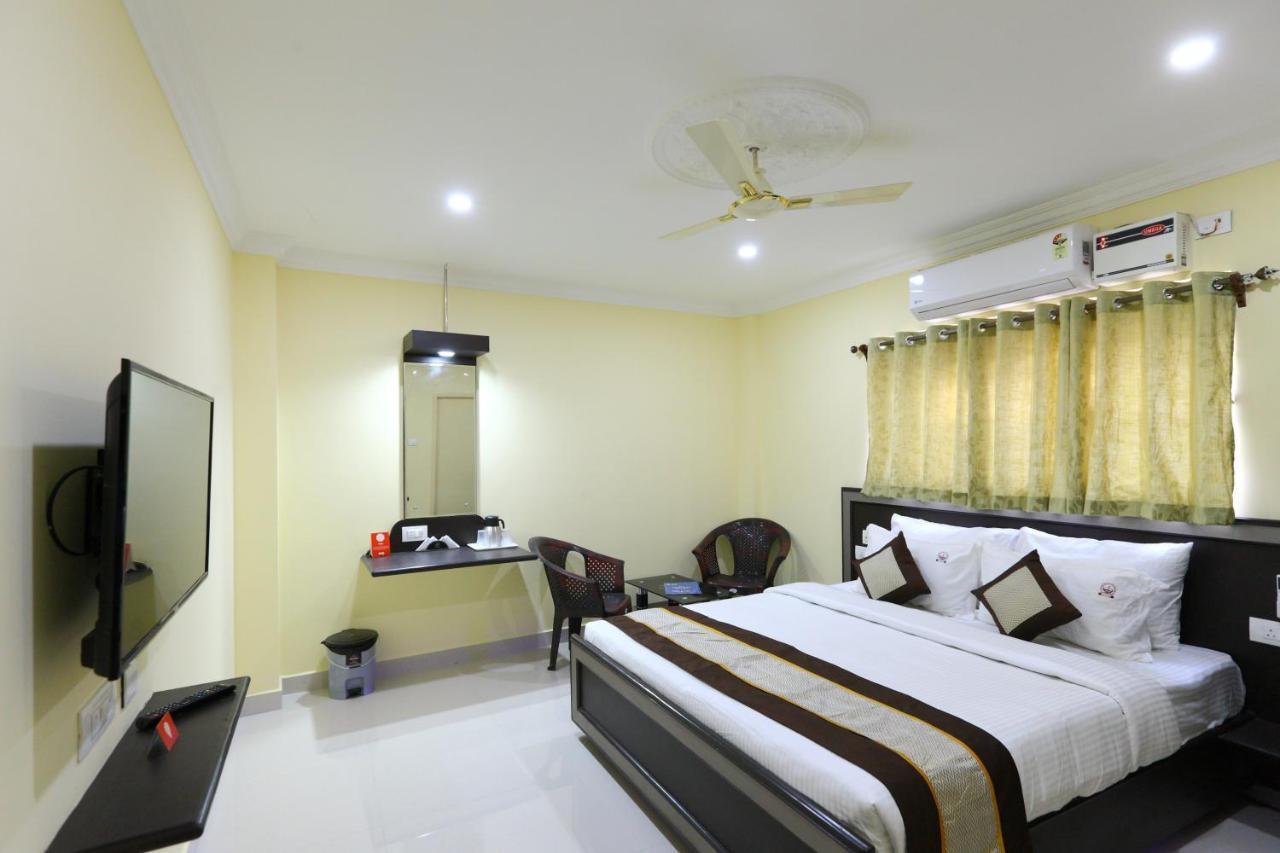 Pleasant Days Hotel 钦奈 外观 照片