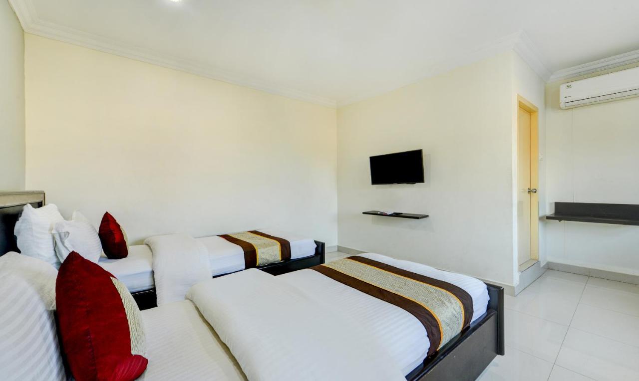 Pleasant Days Hotel 钦奈 外观 照片